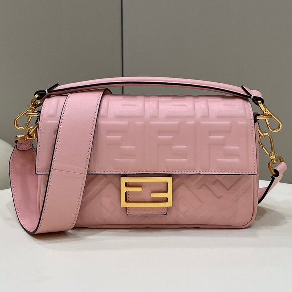 Fendi Handbags - Fendi baguette shoulder bag